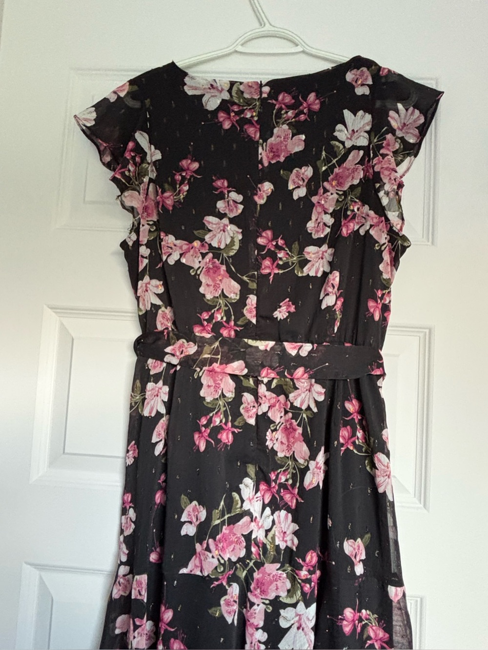 Plus-Size Black-and-Pink Floral High-Low Dress - Picture 5 of 8